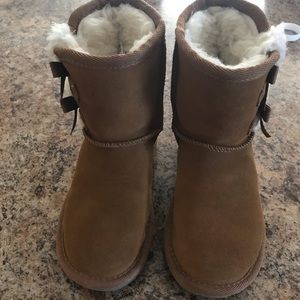UGGS kids size 11
